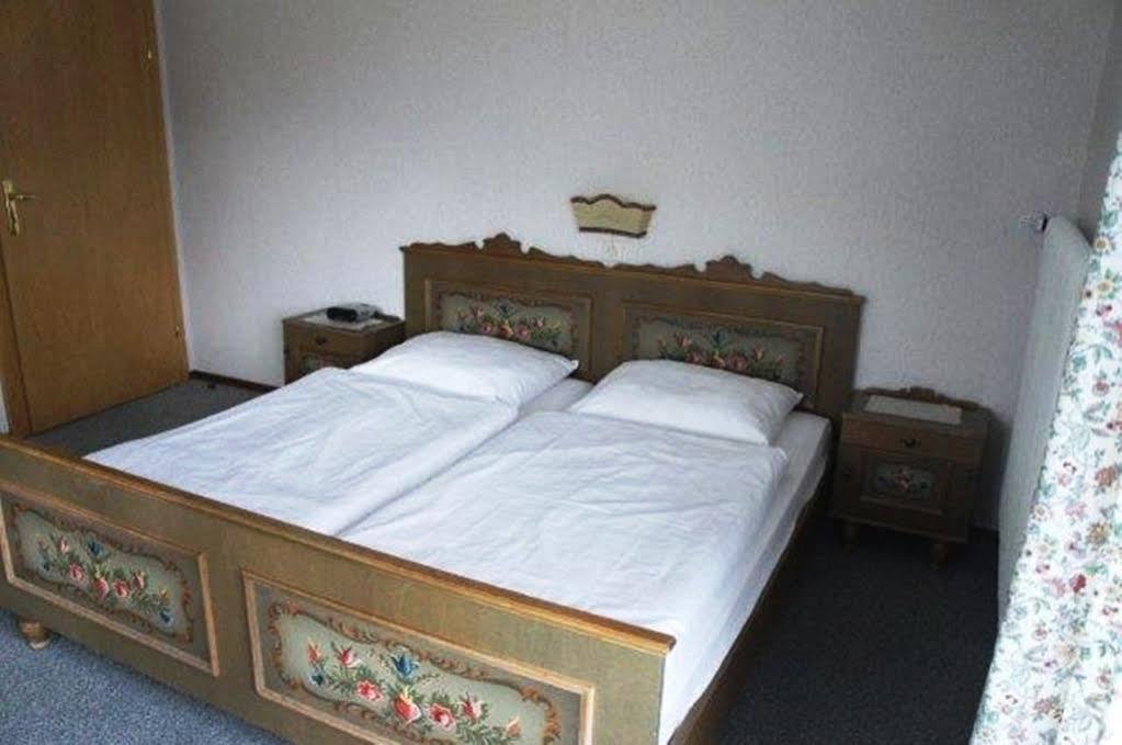 芬斯特诺Privatzimmer Eva Leitgeb住宿加早餐旅馆 外观 照片